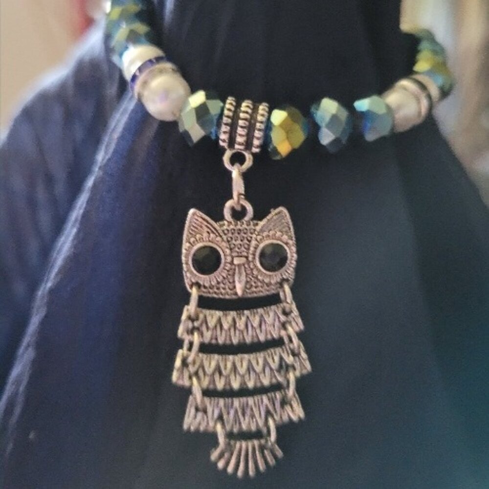 Whooo are you whooo whooo Stretchable Beaded Wrist Wrap with Owl Charm